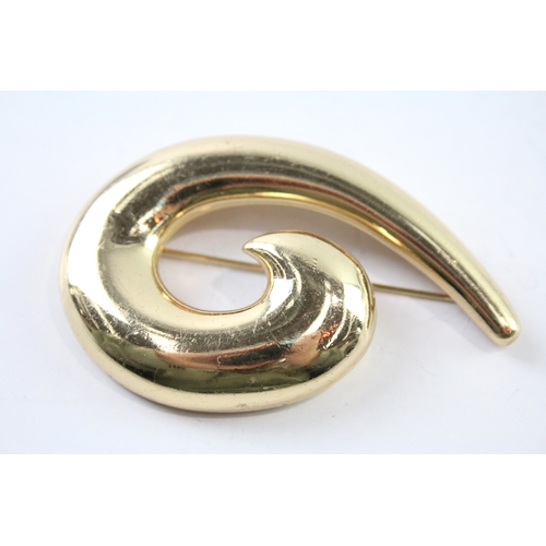 285 - Grosse Gold Tone Statement Swirl Brooch 39g