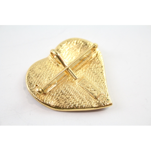 289 - Yves Saint Laurent Gold Tone Enamel Heart Brooch 17g