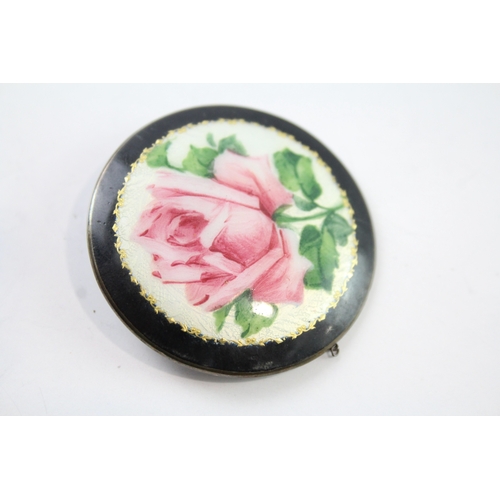 297 - Sterling Silver Enamel Rose Design Brooch 20g