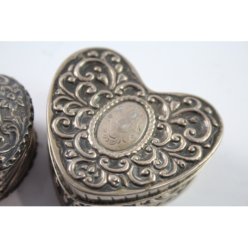 367 - 2 x Antique Hallmarked .925 Sterling Silver Heart Shaped Pill Trinket Boxes 50g