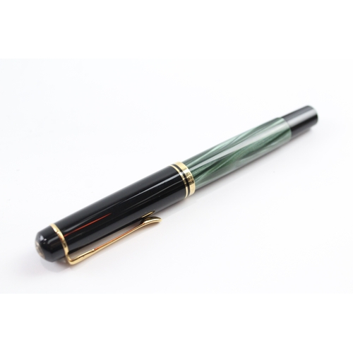 455 - Vintage Pelikan M150 Green Marble & Black Fountain Pen w/ Gold Plate Nib WRITING