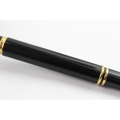 457 - Vintage Waterman Ideal Black Lacquer Fountain Pen w/ 18ct Gold Nib WRITING