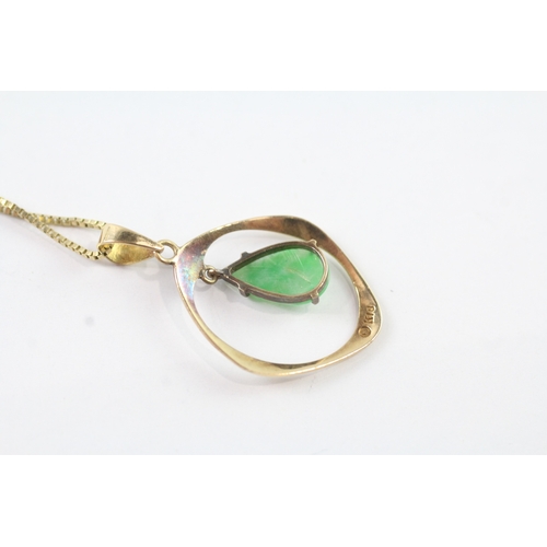 114 - 14ct gold jade pendant and chain