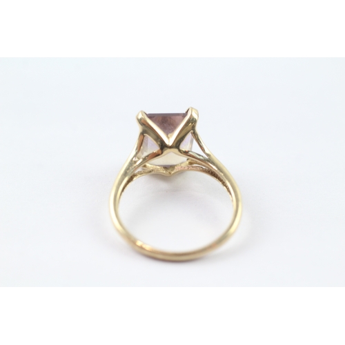 136 - 9ct gold ametrine dress ring, claw set Size O