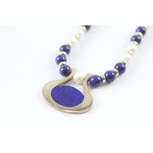 9ct gold pearl and lapis lazuli beaded necklace (25.4g)