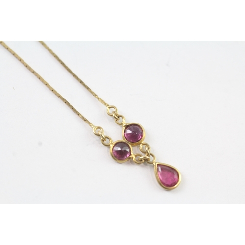 187 - 9ct gold tourmaline static pendant necklace