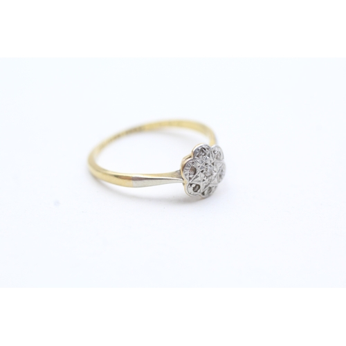 215 - 18ct gold & platinum vintage diamond cluster ring (1.6g) Size K