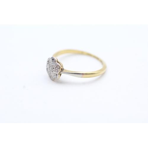 215 - 18ct gold & platinum vintage diamond cluster ring (1.6g) Size K