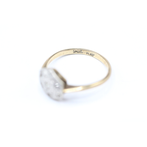 229 - 9ct gold and platinum hexagon detail diamond ring (2.1g) Size N