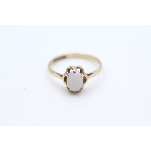 85 - 9ct gold vintage opal dress ring (1.3g) Size J