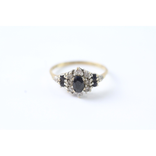 95 - 9ct gold sapphire & cubic zirconia cluster ring (1.7g) Size L