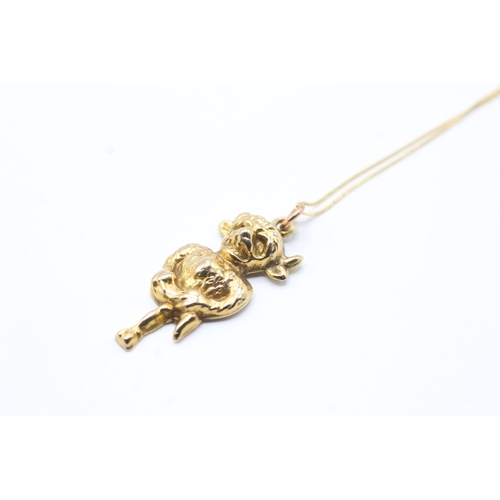 12 - 9ct gold Lincoln Imp pendant on chain (1.5g)