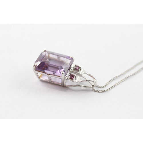 121 - 9ct white gold amethyst pendant necklace