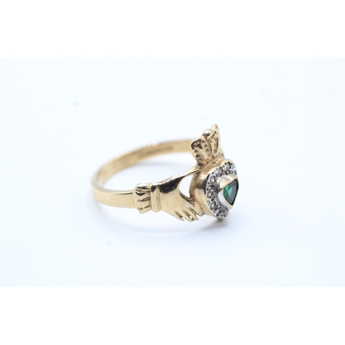 127 - 9ct gold green and white gemstone Claddagh ring (3g) Size Q