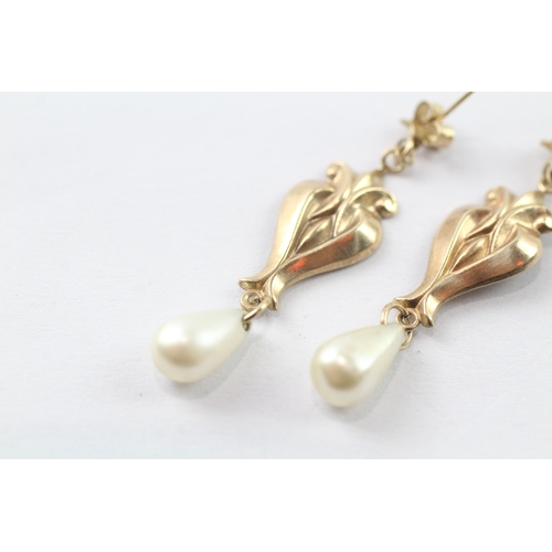 187 - 9ct gold faux pearl drop earrings (1.2g)