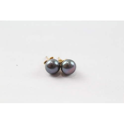 203 - 2x 9ct gold vari-hue cultured pearl stud earrings