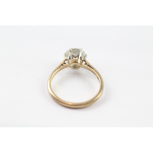 214 - 9ct gold white gemstone solitaire ring (2.3g) Size L 1/2