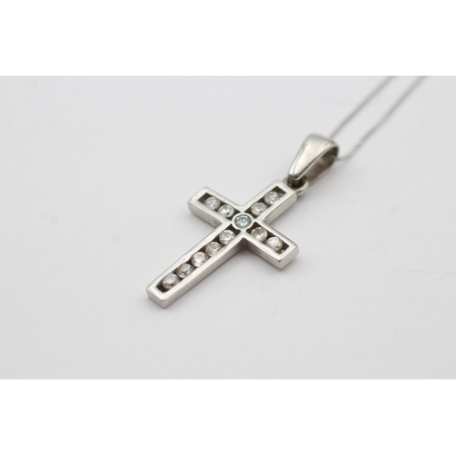 245 - 9ct white gold cubic zirconia cross pendant necklace (2.1g)