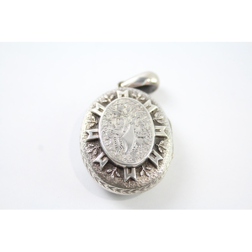 281 - Victorian Sterling Silver Aesthetic Movement Locket Pendant 12g