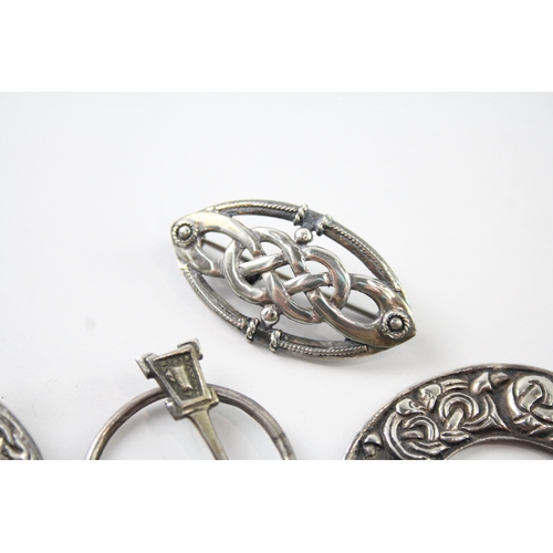 284 - Collection of Sterling Silver Scottish Brooches inc. Penannular x 4 36g