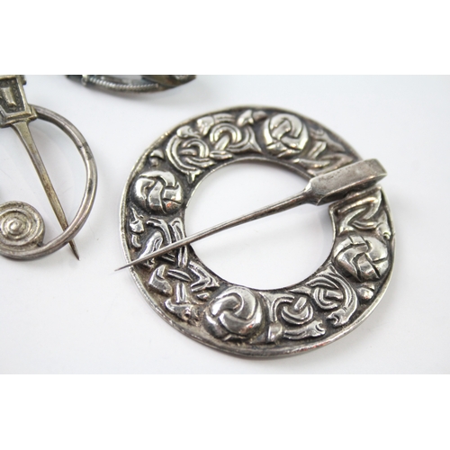 284 - Collection of Sterling Silver Scottish Brooches inc. Penannular x 4 36g