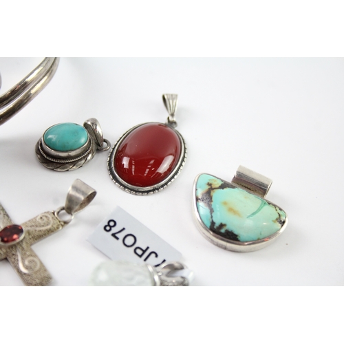 290 - Collection of Sterling Silver Gemstone Jewellery inc. Turquoise, Garnet x 7 65g