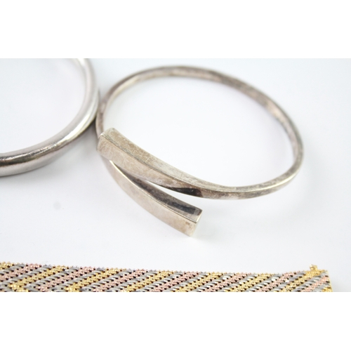 297 - Collection of Sterling Silver Bracelets inc. Bangles, Gold on Silver x 5 115g