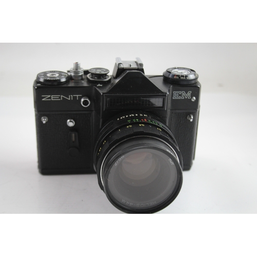 414 - Manual SLR Zenit EM w/ Helios-44M 58mm F/2.8 Manual Camera Lens, Working