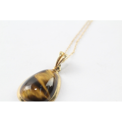 44 - 9ct gold vintage tigers eye pendant necklace (5.2g)