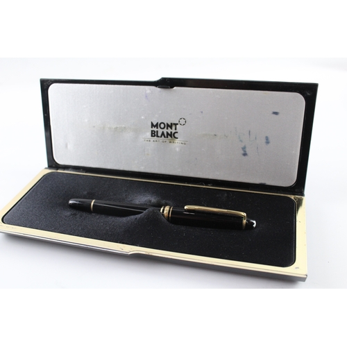 453 - Montblanc Meisterstuck Black Fountain Pen w/ 14ct Gold Nib WRITING Original Box