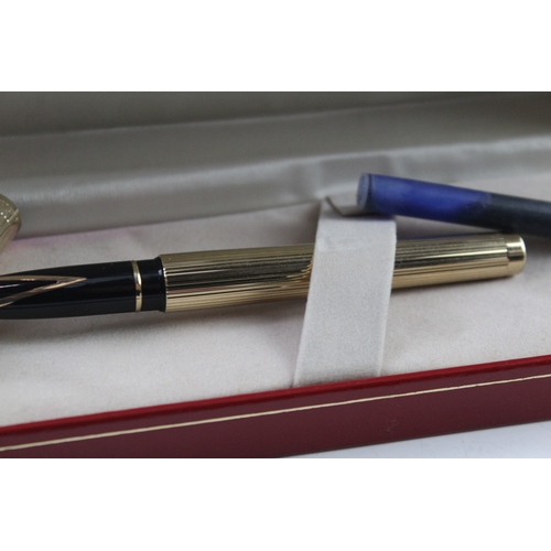 457 - Vintage Sheaffer Targa Gold Plated Fountain Pen w/ 14ct Gold Nib WRITING