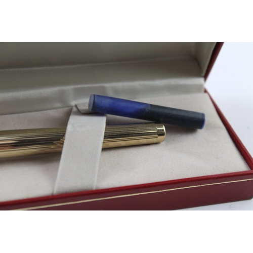 457 - Vintage Sheaffer Targa Gold Plated Fountain Pen w/ 14ct Gold Nib WRITING