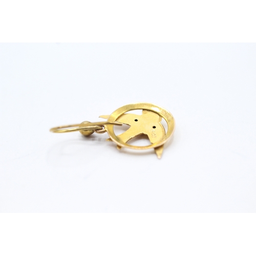 57 - 9ct gold bird hook earrings (1.3g)