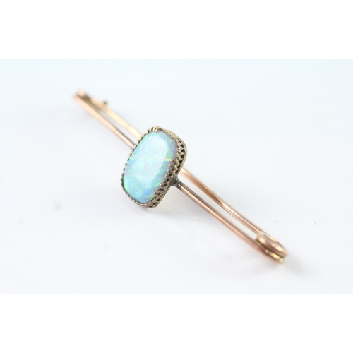 59 - 9ct gold antique opal bar brooch (3.8g)