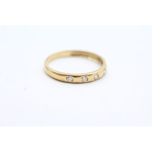 97 - 18ct gold bezel set diamond half eternity ring (1.6g) Size O