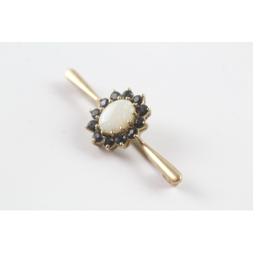 114 - 9ct gold opal and sapphire brooch