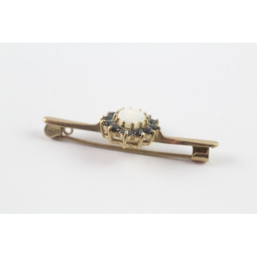 114 - 9ct gold opal and sapphire brooch