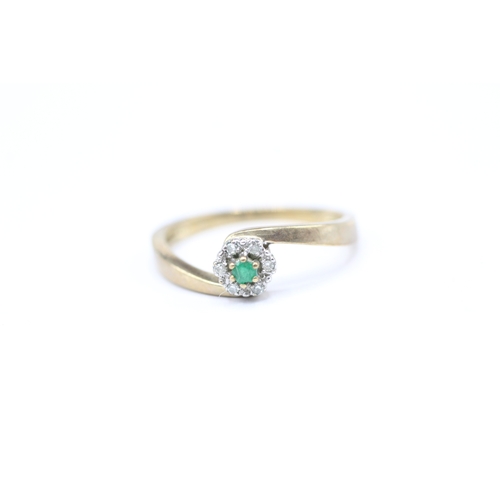 137 - 9ct gold emerald and diamond ring (1.6g) Size N