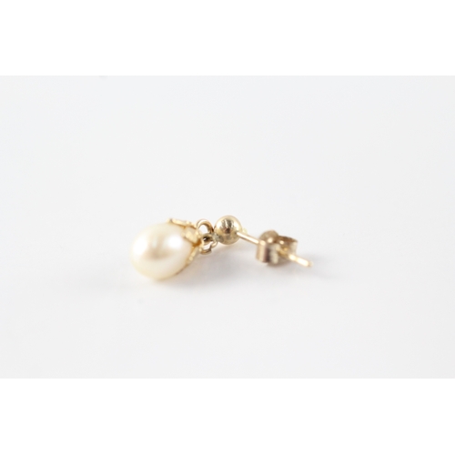 158 - 9ct gold cultured pearl drop earrings (1.1g)