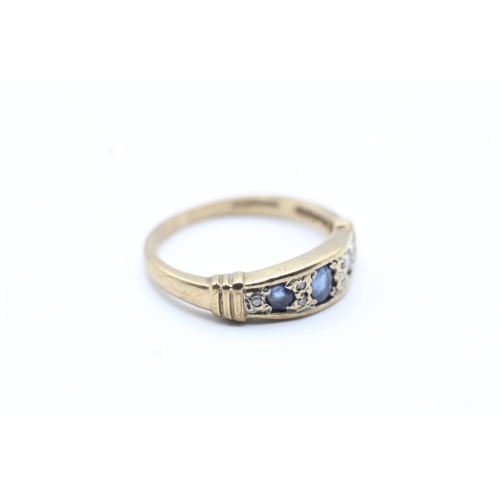 161 - 9ct gold sapphire and diamond flush set ring (2.4g) Size N