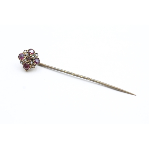 185 - 9ct gold seed pearl and amethyst pin head on non gold pin (1.6g)