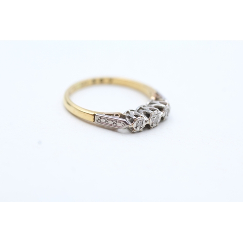 21 - 18ct gold & platinum diamond trilogy ring (2.2g) Size K