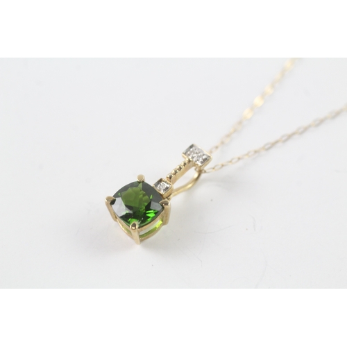 35 - 9ct gold faceted green gemstone & diamond pendant necklace