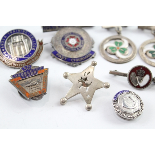 361 - 10 x Vintage Hallmarked .925 Sterling Silver Pin & Lapel Badges Inc Enamel (70g)