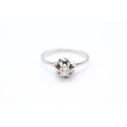 39 - 18ct white gold diamond single stone ring (2.8g) Size M 1/2