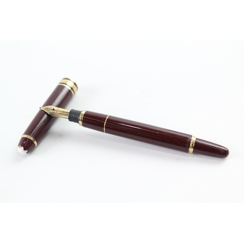 438 - Montblanc Meisterstuck Burgundy Ladies Fountain Pen w/ 14ct Gold Nib WRITING