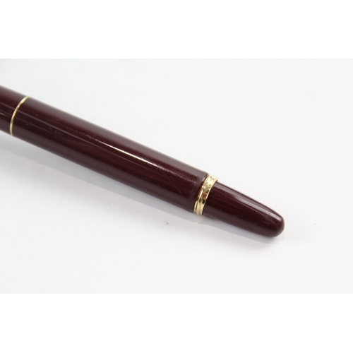 438 - Montblanc Meisterstuck Burgundy Ladies Fountain Pen w/ 14ct Gold Nib WRITING