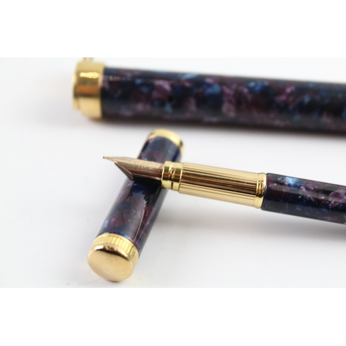 441 - Waterman Ideal Blue & Purple Mable Ladies Fountain Pen w/ 18ct Nib WRITING