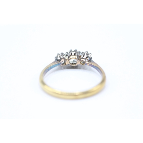 55 - 18ct gold vintage diamond trilogy ring (2.4g) Size N