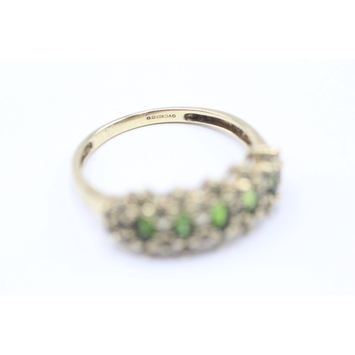 60 - 9ct gold diopside & green gemstone dress ring (3g) Size U